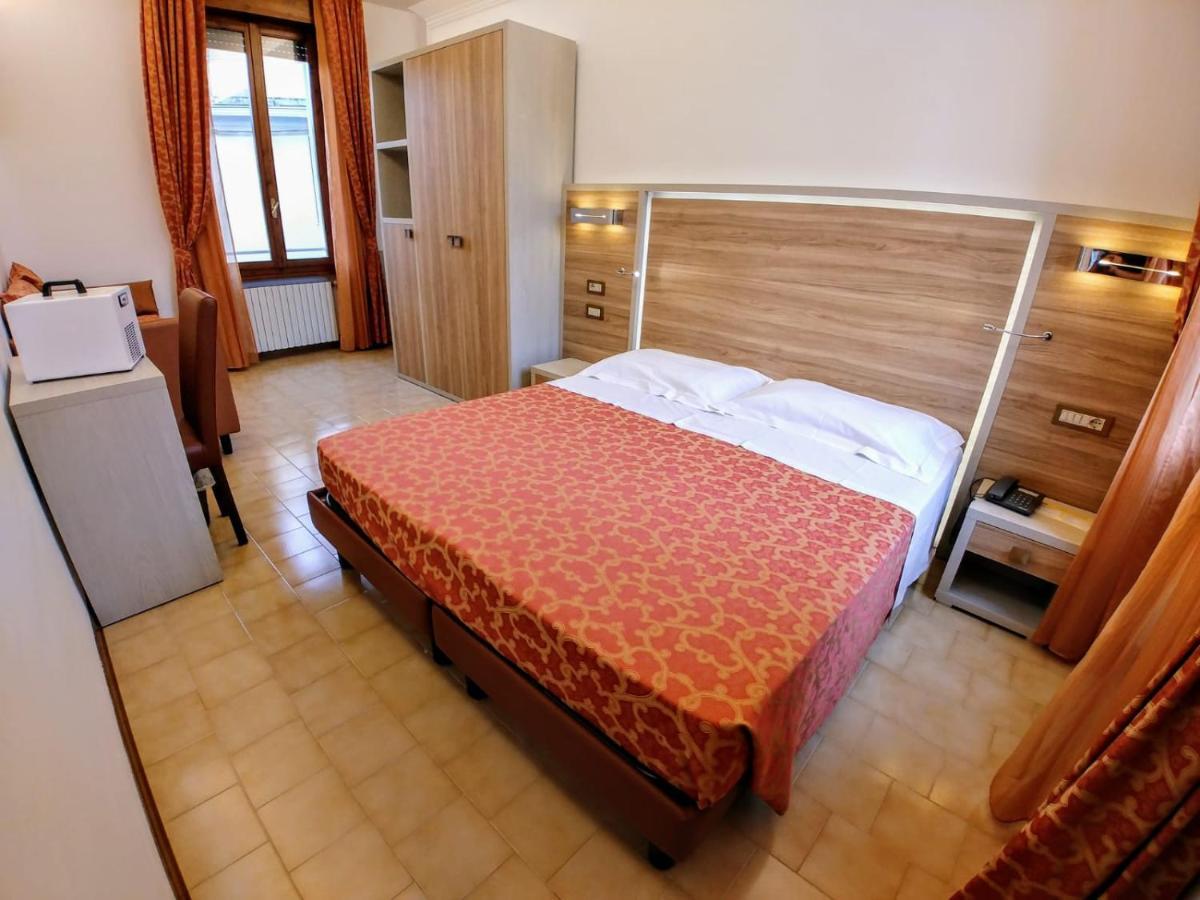 Hotel Carancini Салсомаджоре Терме Екстериор снимка