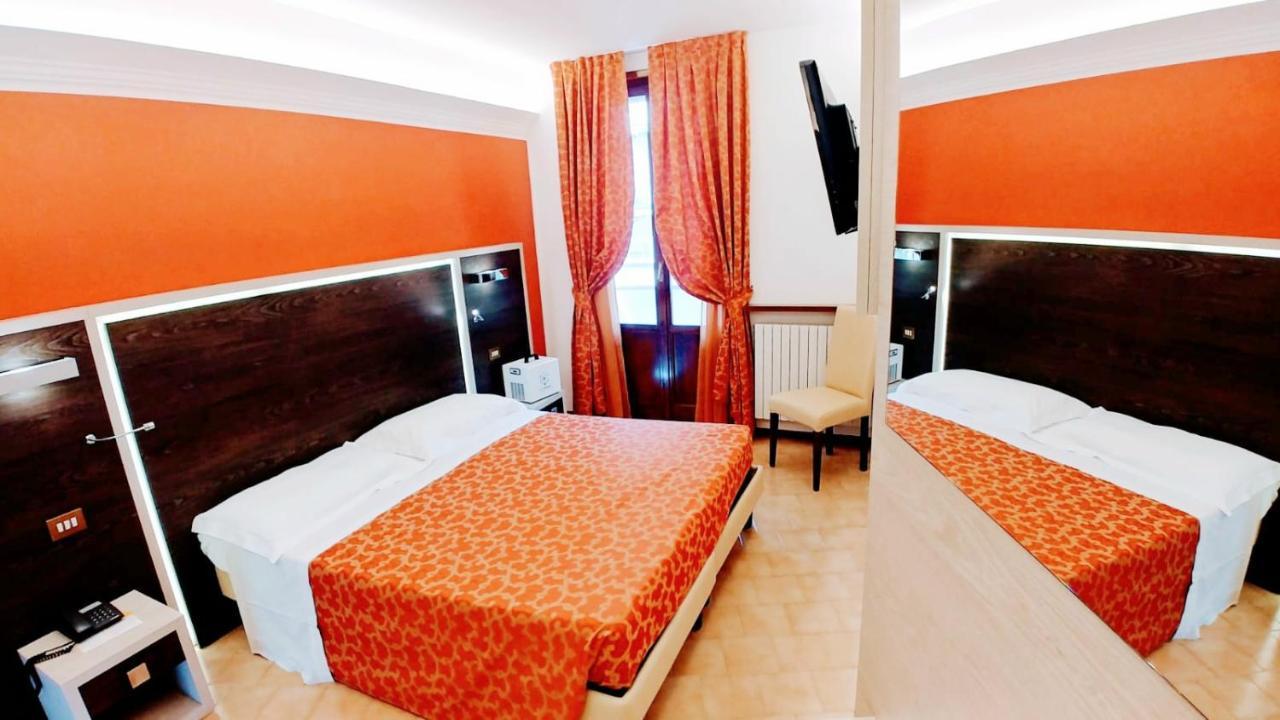Hotel Carancini Салсомаджоре Терме Екстериор снимка